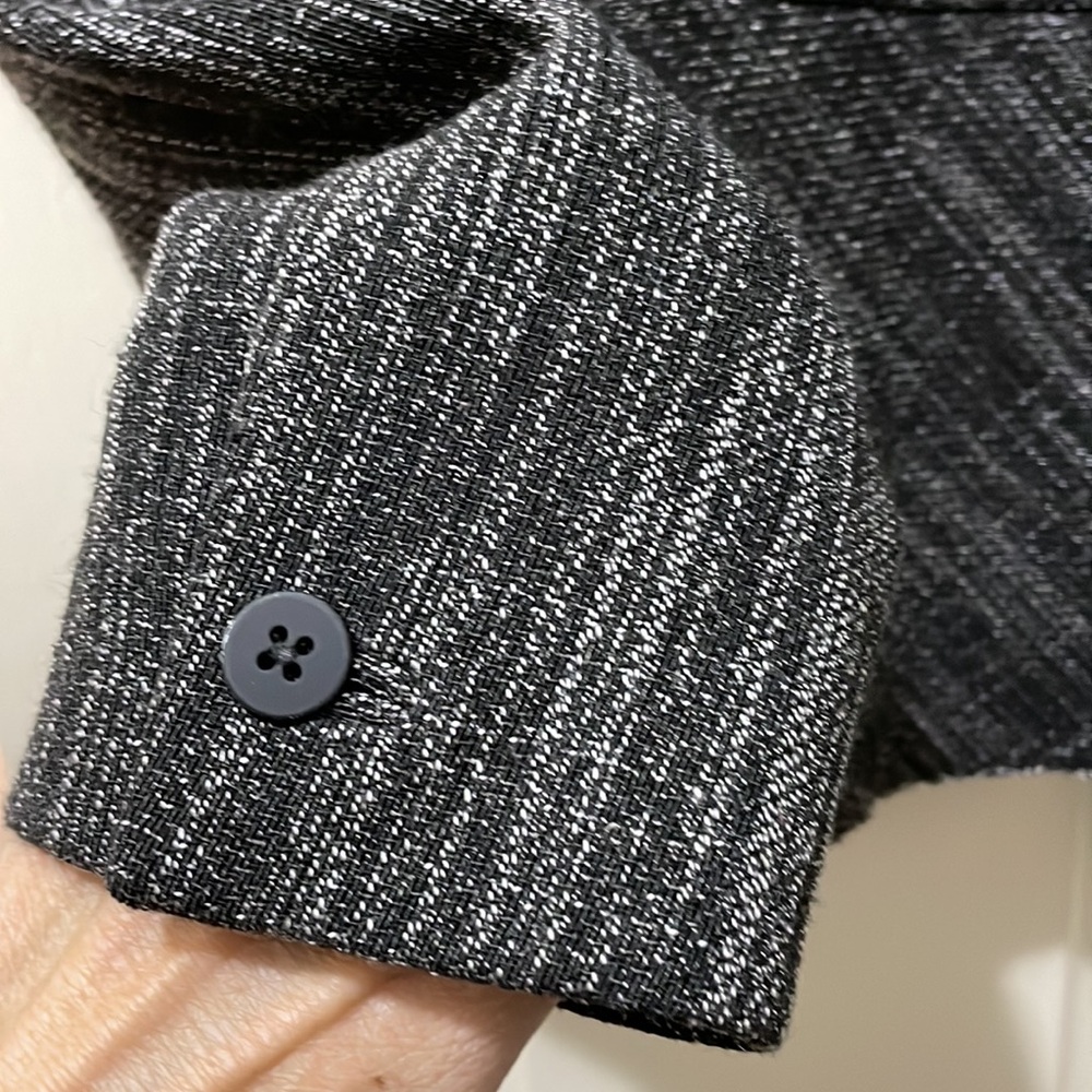 Elie Tahari Gray Textured Women's Blazer (sz 12) - Picture 4 of 8